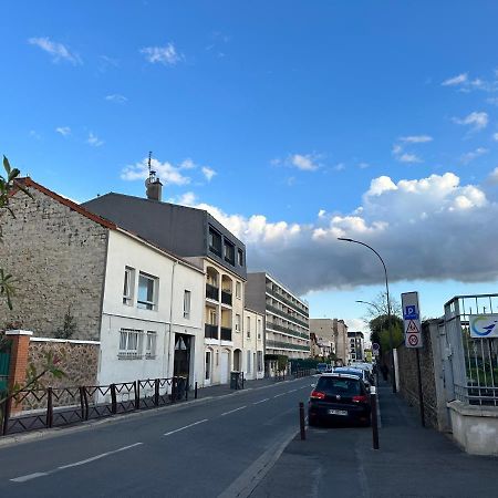 Maison De Longde-Appartement Avec 2 Chambres Villejuif Exteriör bild