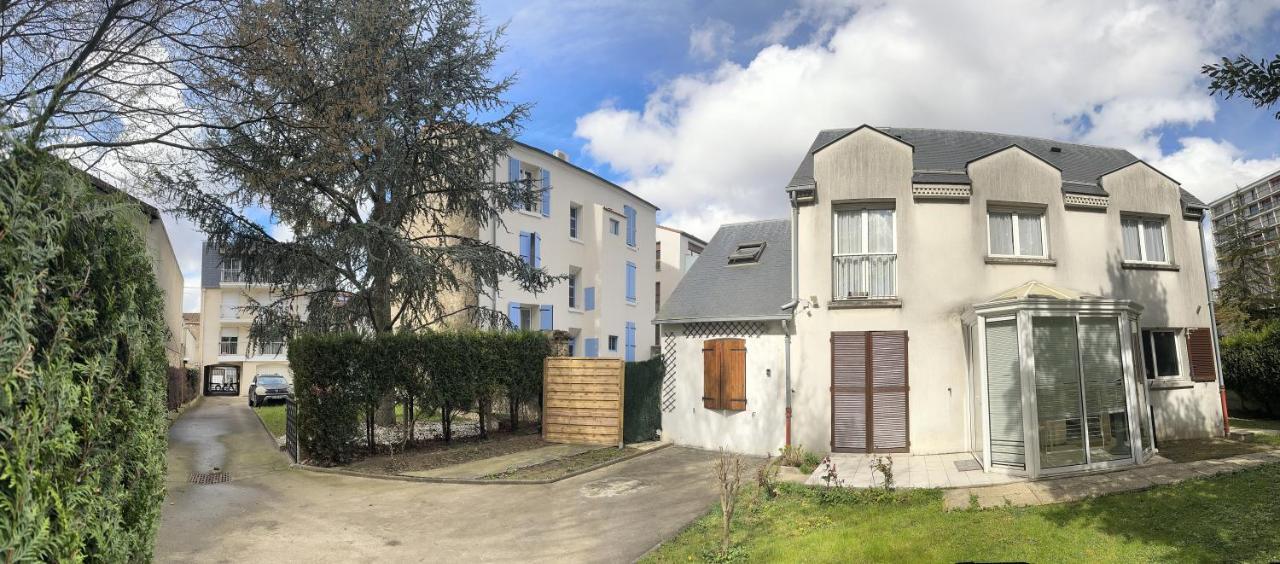 Maison De Longde-Appartement Avec 2 Chambres Villejuif Exteriör bild
